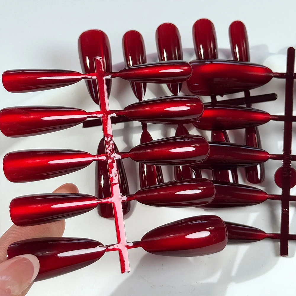 

30Pcs Blood Red Magnet Cat Eye Fake Nails Glossy Long Almond Press on Nail Patches Full Cover Wearable False Nail Tips for Women