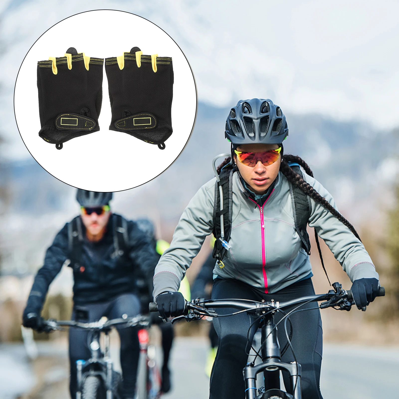 

1 Pair Half-Finger Non-Slip Mittens Shockproof Sweat-Proof Sports Gloves For Cycling Training Protection Dumbbell Outdoor
