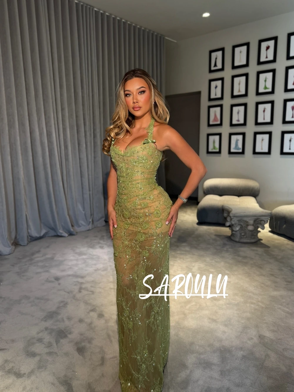 

Popular Green Lace Sequined Evening Dress Sexy Halter Straight Cocktail Gown Charming Corset Bow Customized Prom Party Wear