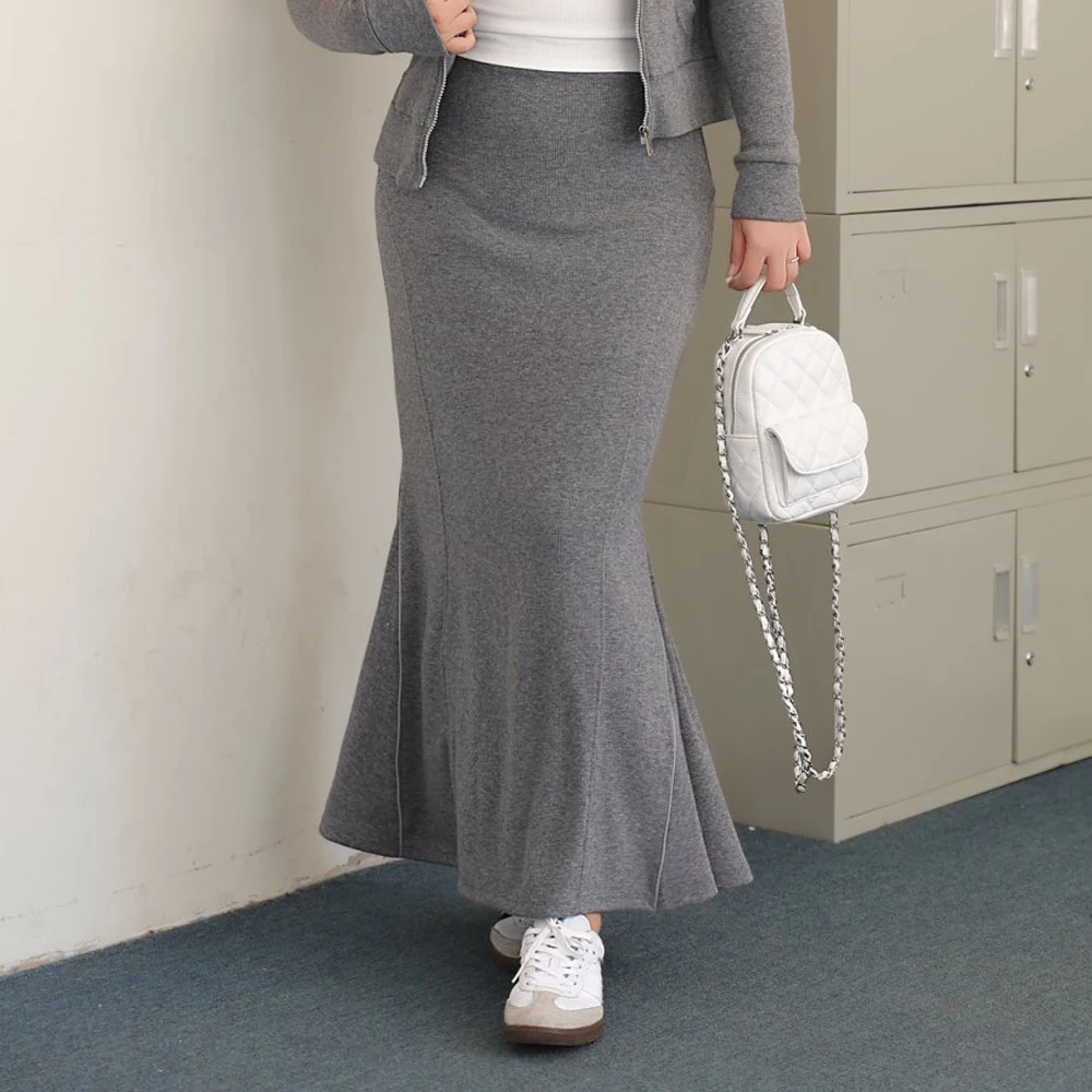 

Plus Size Women's Bodycon Mermaid Maxi Skirt With Side Zip Slim-Fit Sexy Premium Knit Pencil Skirt Sporty Stylish Autumn Casual
