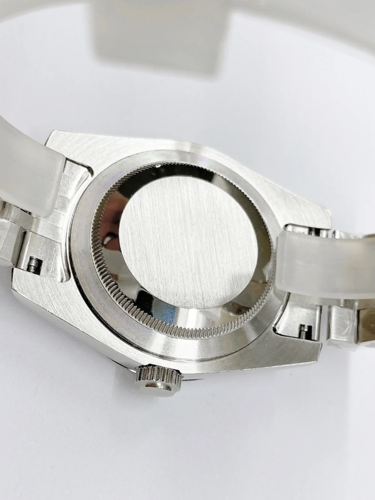 ساعة ميكانيكية للرجال، هيكل حرفي من الفولاذ المقاوم للصدأ مصنوع من زجاج الياقوت مقاس 39 ملم مع حركة NH35