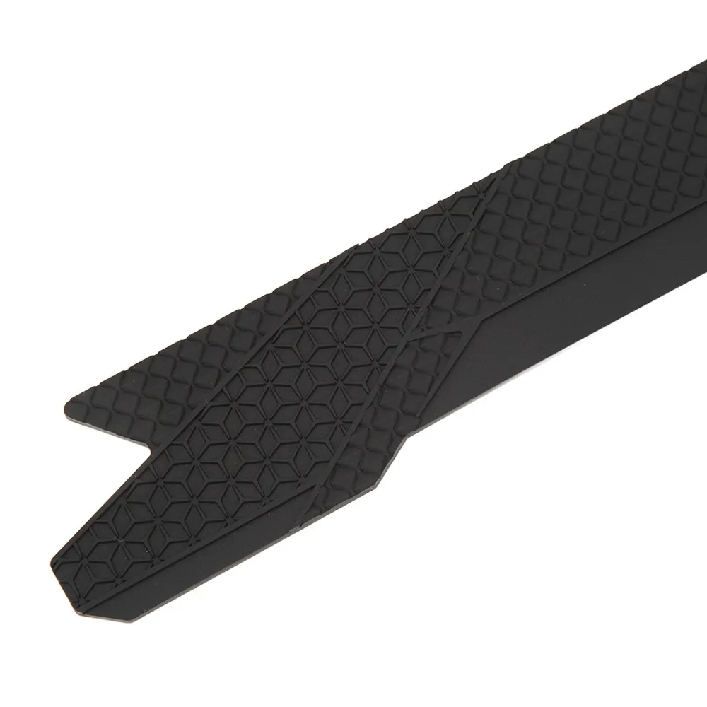 

2PCS Durable Silicone Bike Chainstay Protector 23x4.2cm Lightweight Bike Chain Guard Black Chain Stay Frame Protector Road Bikes