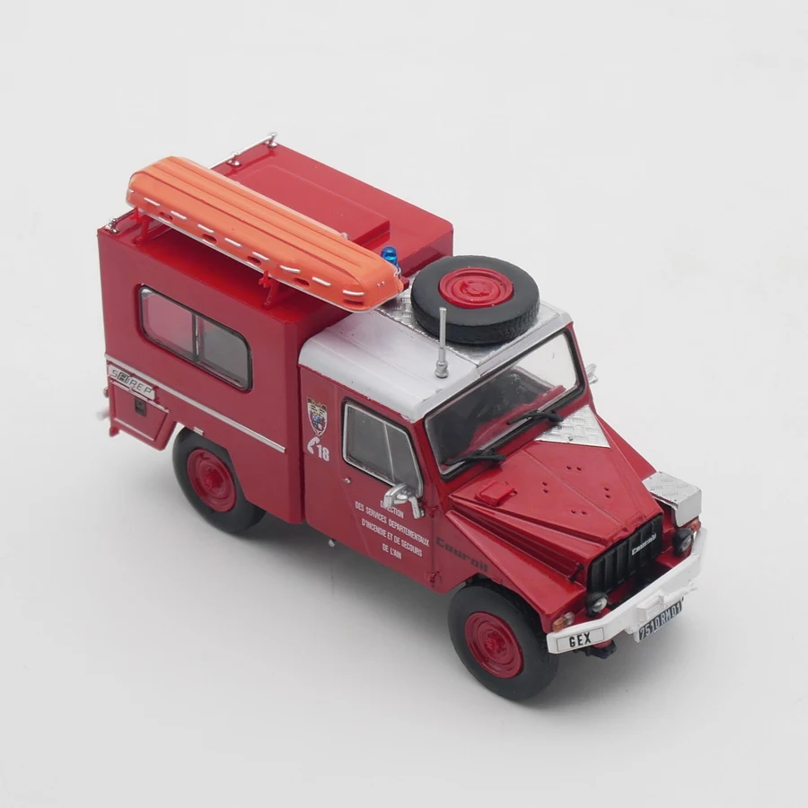 Diecast Ixo 1:43 escala Cournil 4x4 motor de bomberos francés coche en miniatura de aleación juguete coleccionable coche regalo recuerdo adorno de exhibición