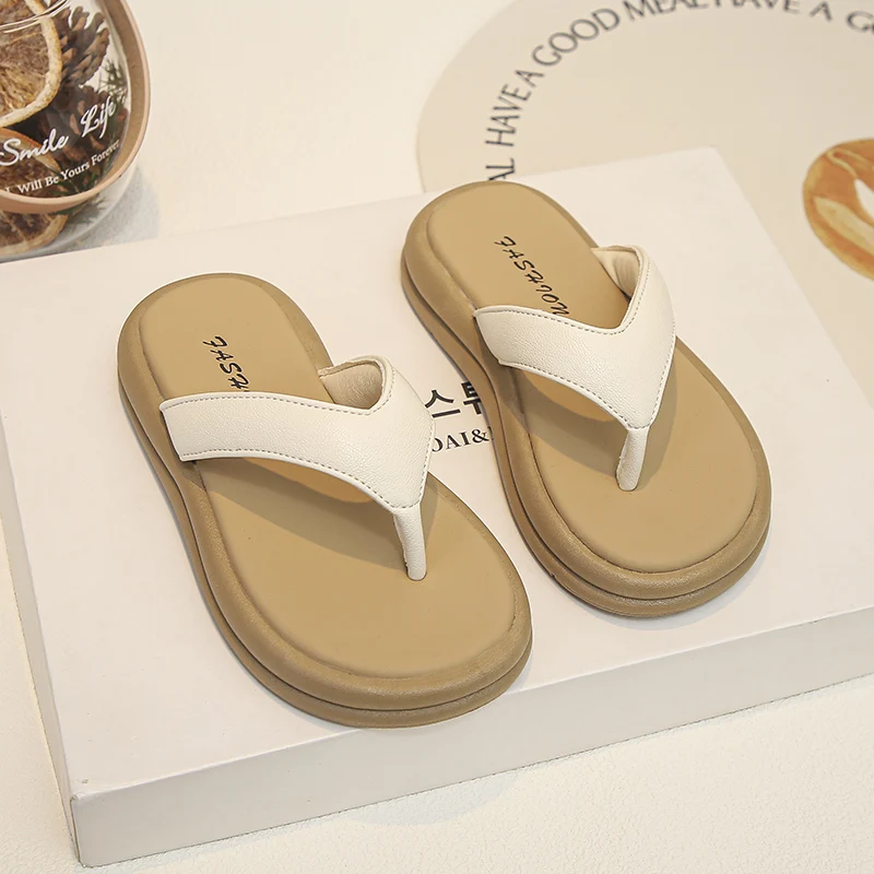 Little Girls Flip Flops Sandals 2026 New Summer Kids Chunky Beach Slippers Non-slip Simple Comfort Outdoor Pool Barefoot Shoes