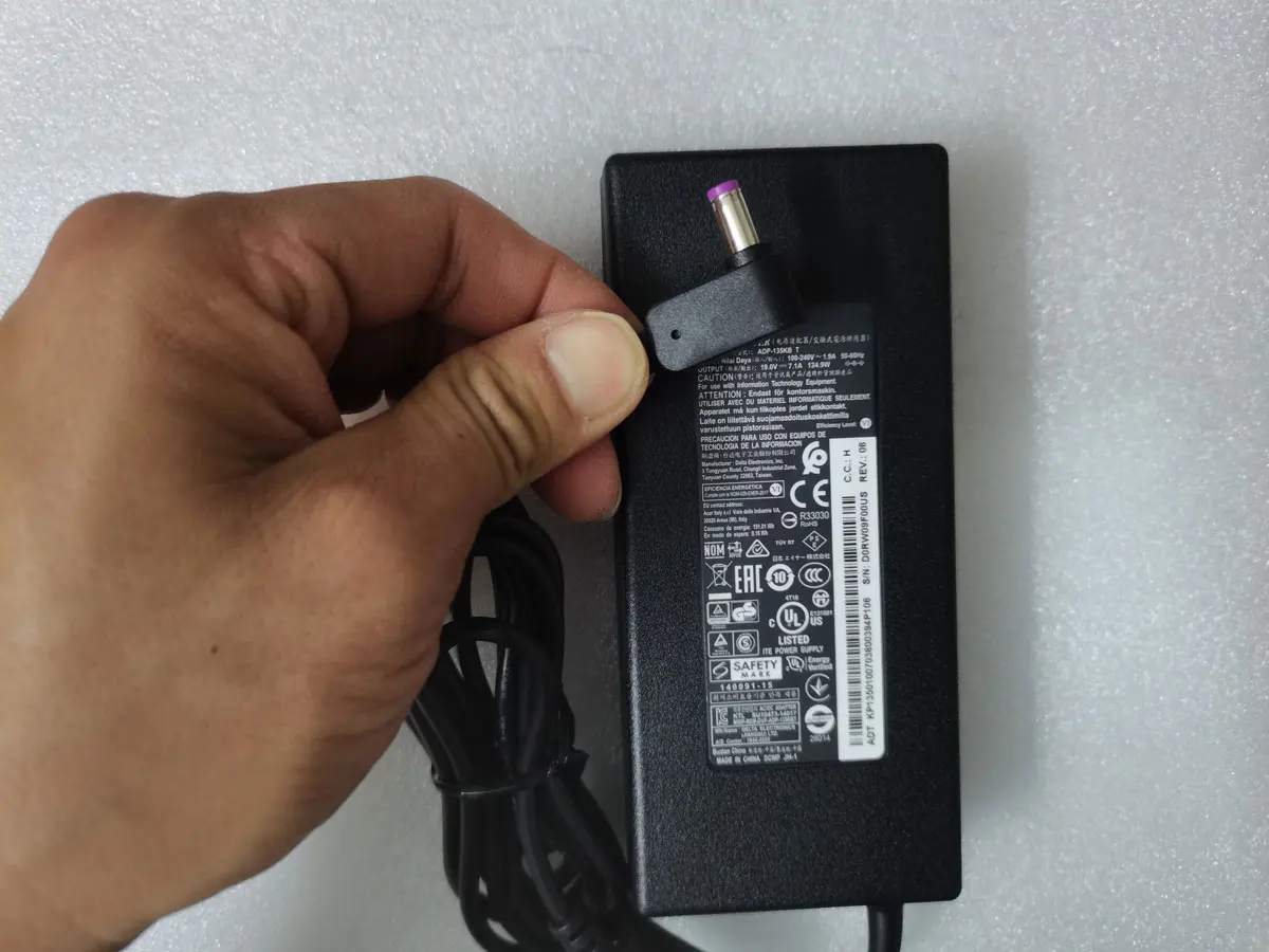 Novo oem 19.0v 7.1a 135w ADP-135KB t ADP-135NB b para acer nitro 5 AN515-55-52H0 n20c1 portátil original puryuan adaptador ac