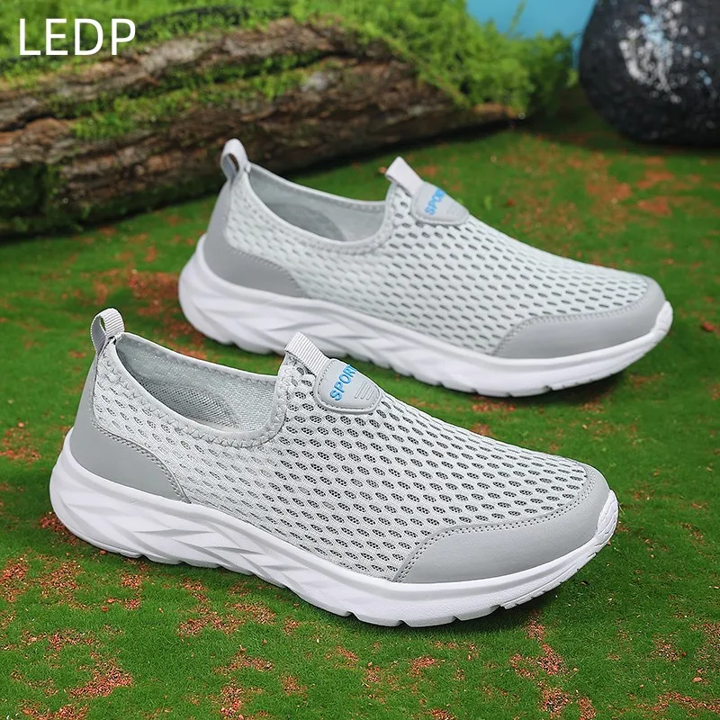 Original Men's Ultra-light Mesh Breathable Loafers Casual Outdoor Sports Shoes Light Breathable Non-slip Wear-resistant Loafers