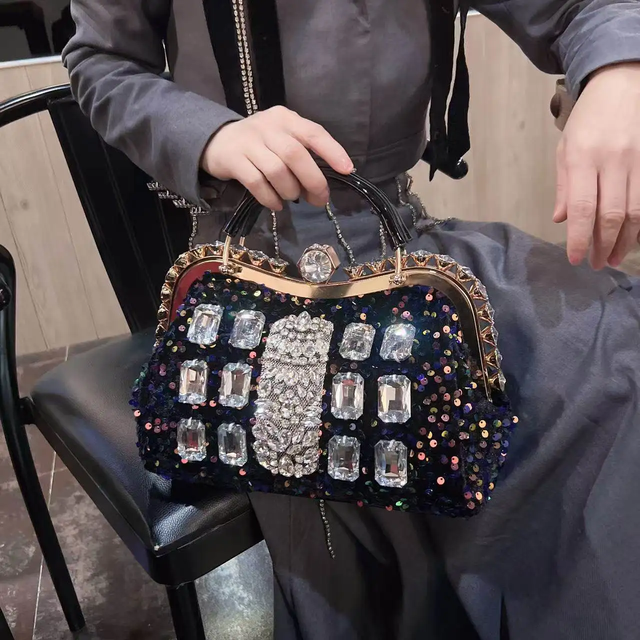 Designer Marken-Handtasche Modische Damenhandtasche Pailletten-Umhängetasche Damen Verschiedene Arten von Diamant-Schultertaschen – Detail 17