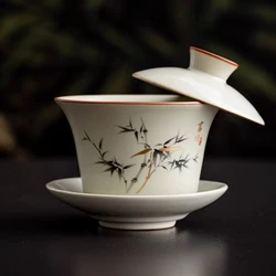 White Chinese Style Sancai Gaiwan Tea Cup, Single Manual Painting, Golden Porcelain Brewing Bowl with Cover, Non-Scald Household