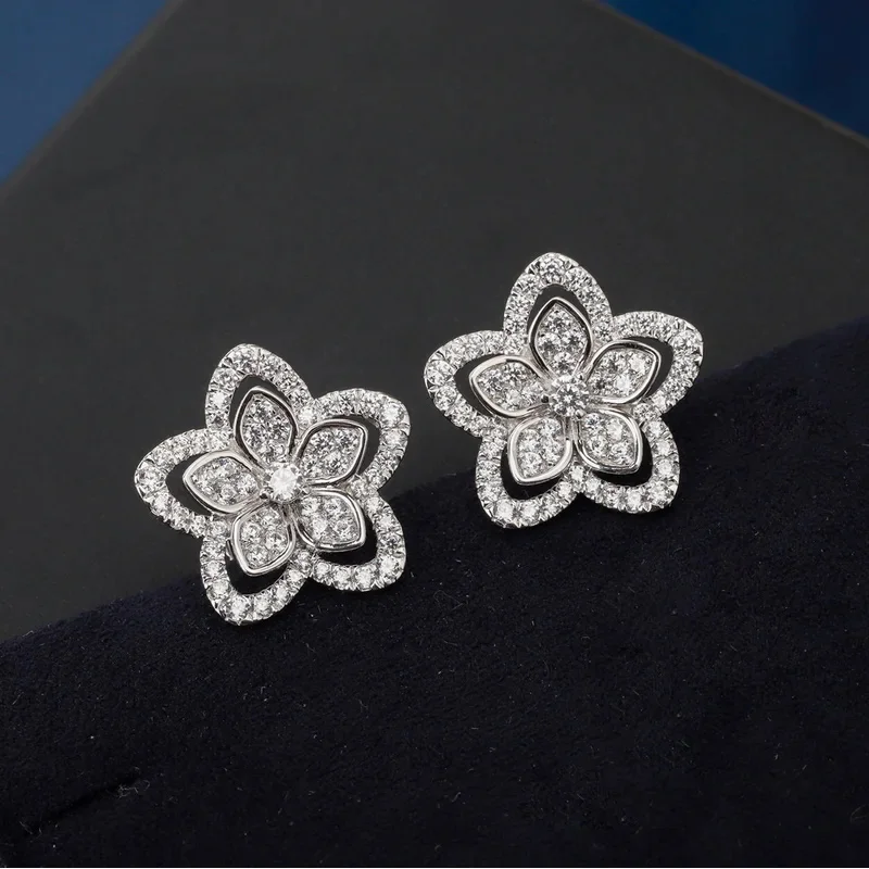 

ROBOTZ Hot Brand Pure 925 Sterling Silver Jewelry Lady Flower Diamond Cherry Stud Earrings Sakura Round Back Lock Luxury Quality