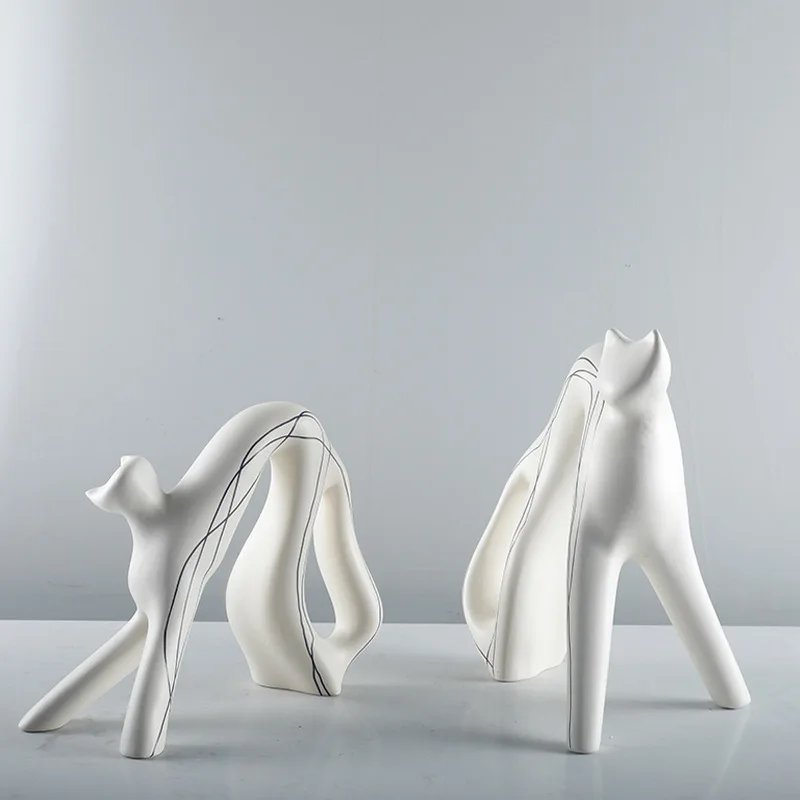 

Creative A cat that stretches lazily ornaments, abstract line cat statues resin crafts, home living room desktop decorations