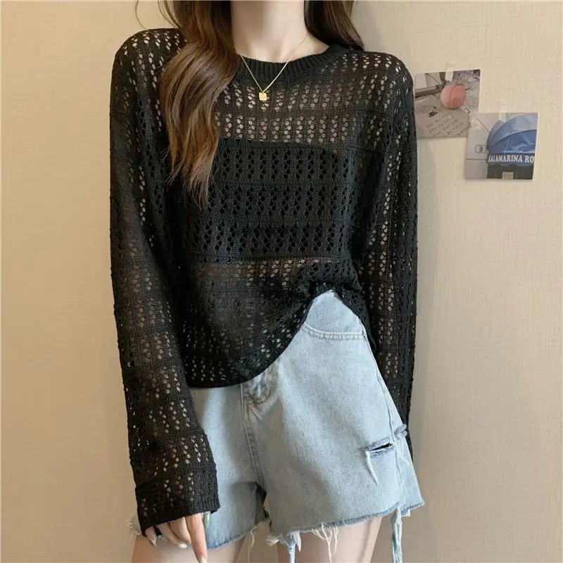 Summer New Thin Hollow Out Knitted Sweater Long Sleeve Round Neck Solid Color Loose Tops Tees Simplicity Fashion Women Clothing