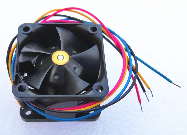 매직 MGT4012ZB-W28 DC 12V 0.4A 40x40x28mm 4 선 서버 냉각 팬