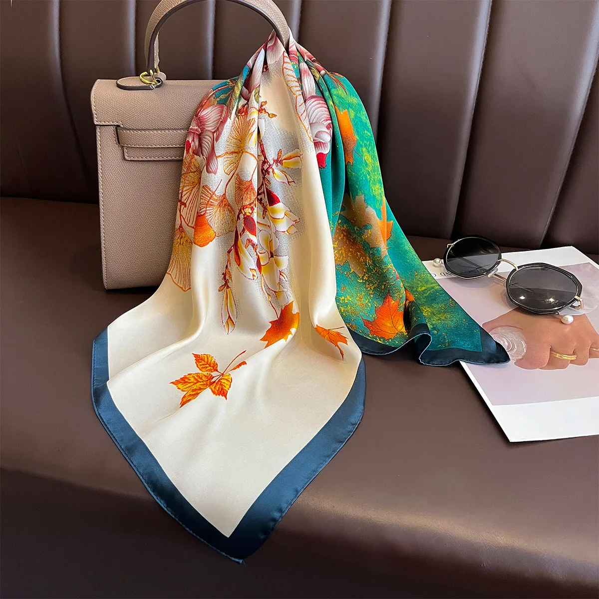 70*70 سنتيمتر الأزهار طباعة وشاح الرأس النساء الحرير ساحة وشاح الرأس Foulard باندانا الحجاب الإناث لينة منديل رابطة عنق شال صيفي