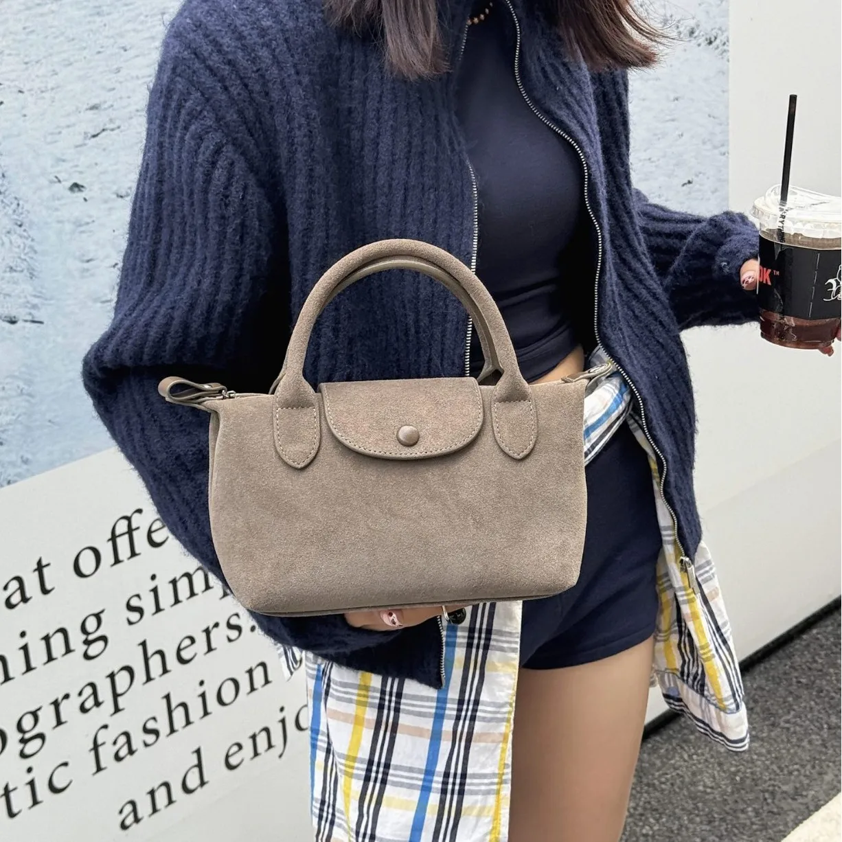 

Сумка для пельменей из матовой кожи, новинка 2025, корейская версия модной портативной универсальной высококачественной повседневной сумки Longxiang на плечо