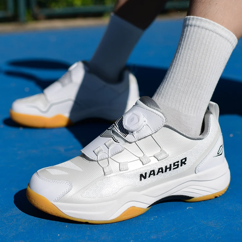 2026 Hot Sale Shoe Badminton Men Woman Indoor Sports Shoe Professional Table Tennis Shoes for Couples Non-Slip Sneakers Men