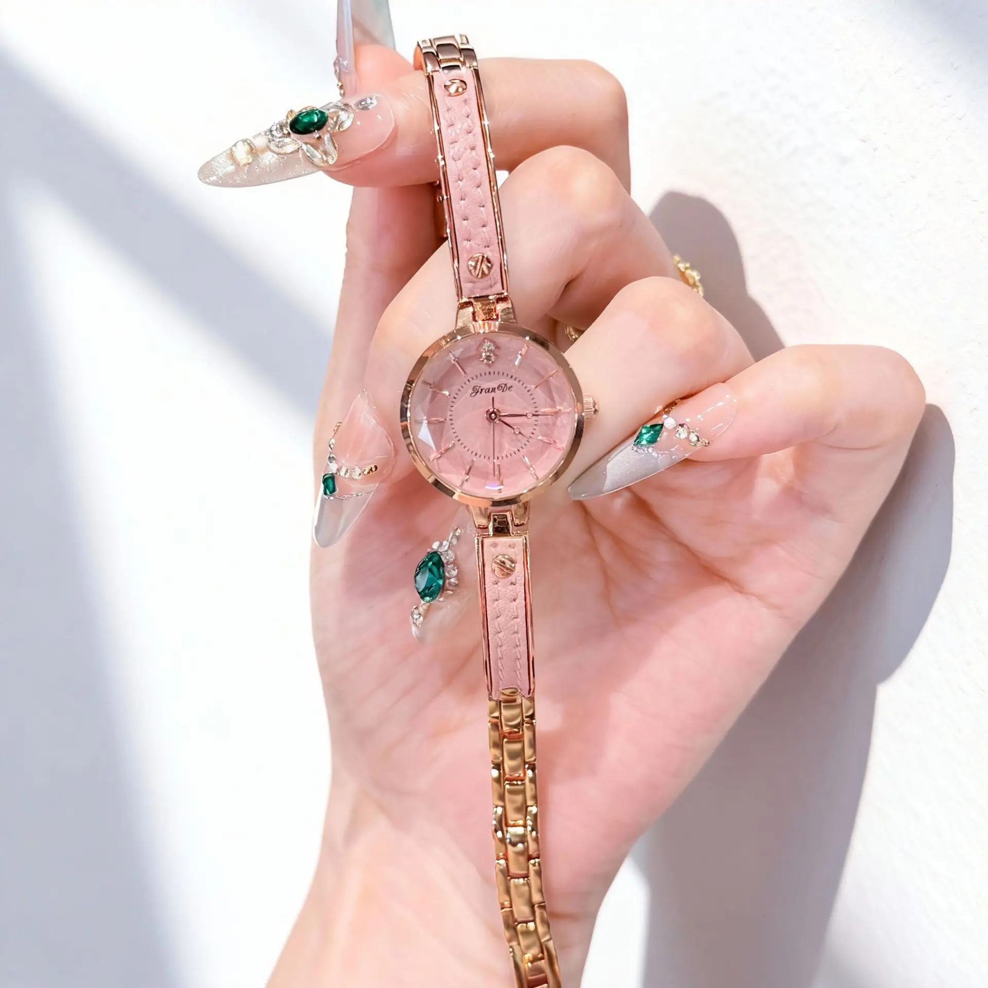 New Women'S Watch, Stylish Silver-Gray DesignHigh-Quality Timepiece, High-End Luxury Women'S Wristwatch, Perfect Gift For Women.