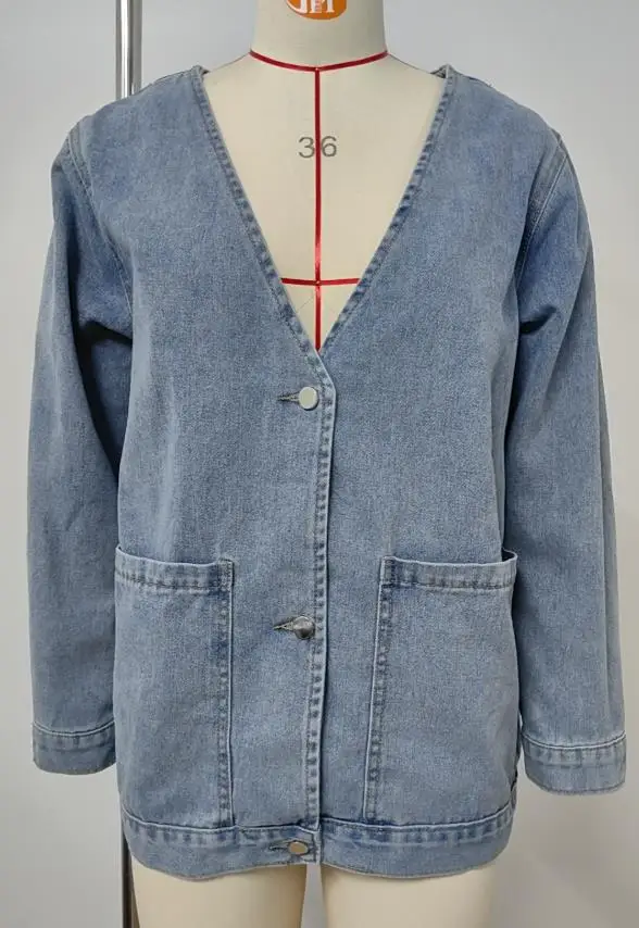 سترة نسائية 2025 ربيع الخريف جديد بلون طويل الأكمام الخامس الرقبة جيب تصميم الشارع الشهير سترة الدنيم فضفاضة غير رسمية #1