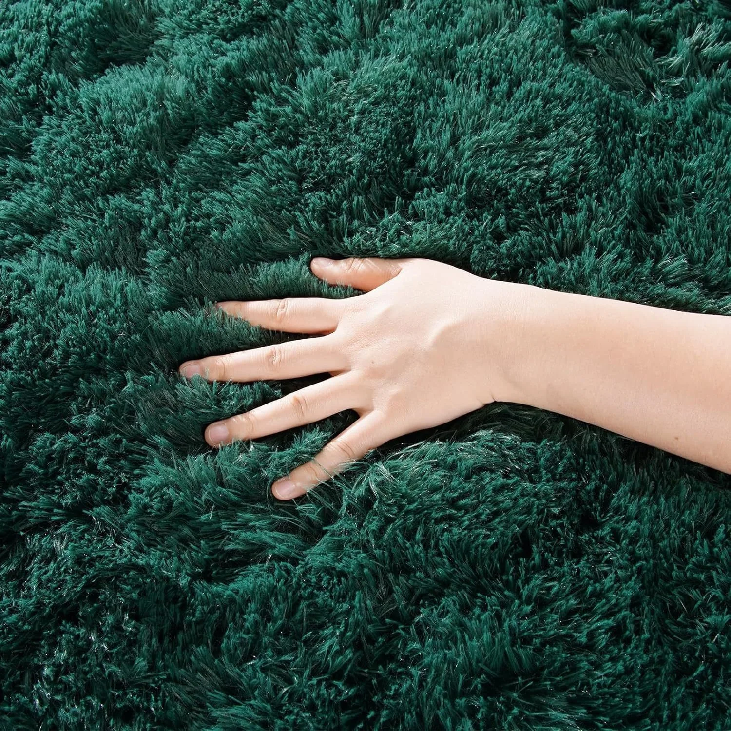 Dark Green Soft Shaggy Non-Slip Rugs for Living Room/Bedroom/Nursery – Luxury Plush Carpet with 4 Rug Stickers, Ideal Room Decor