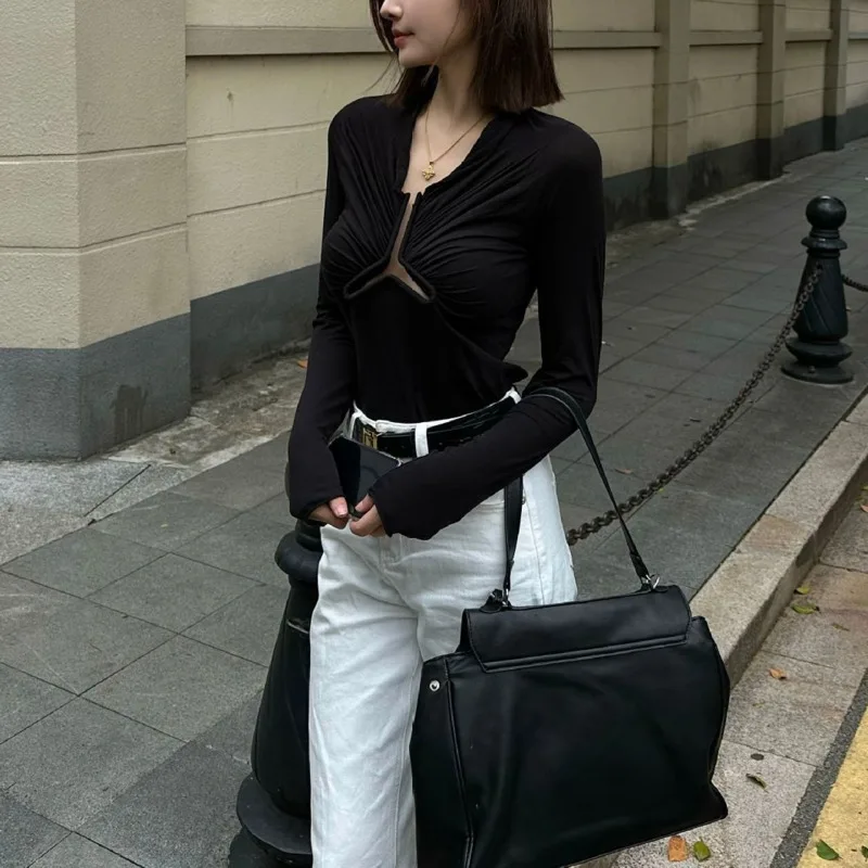 HKSH Women T-shirt Dark RO Style Niche Design Pleated Hollow Out Long Sleeves Streetwear Y2K Sexy Tops New Spring Summer HK21185
