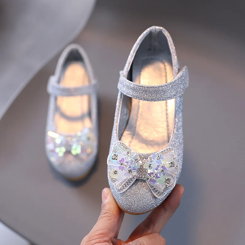 

Girls Princess Crystal Bowknot Shoes New 2023 Autumn Non-slip Performance Party Leather Shoes Kids Fashion High Heels Shoes