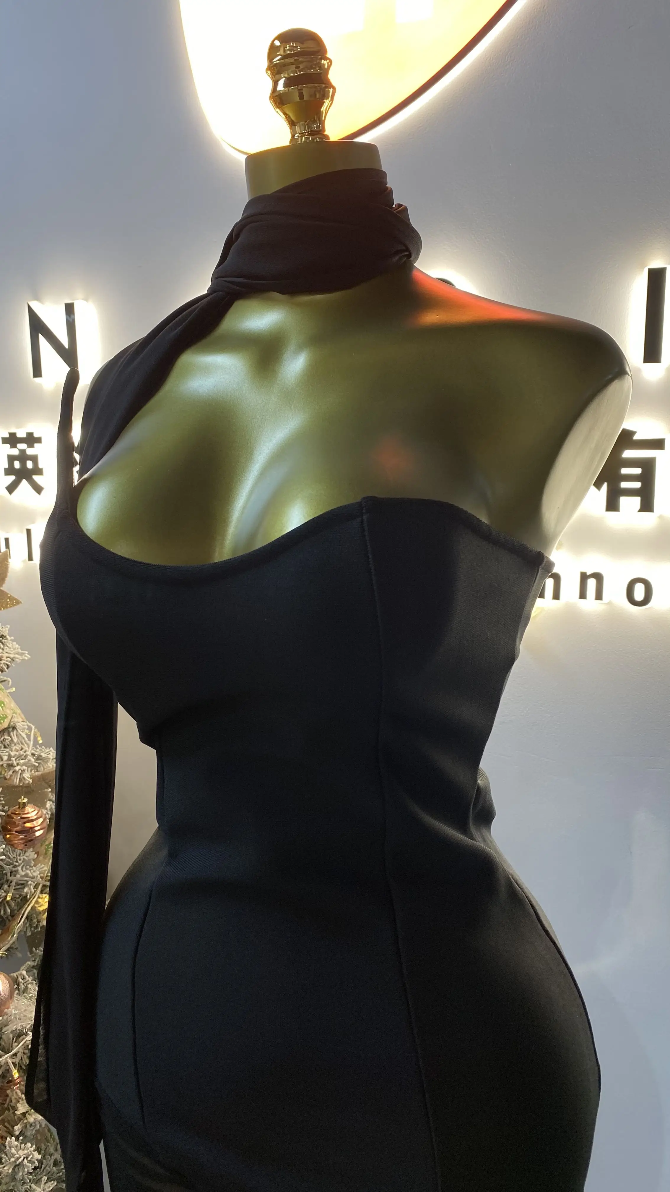 Sexy sleeveless strapless mesh women's party dress, elegant off-the-shoulder gown, evening dress, long maxi dress-GZXX145