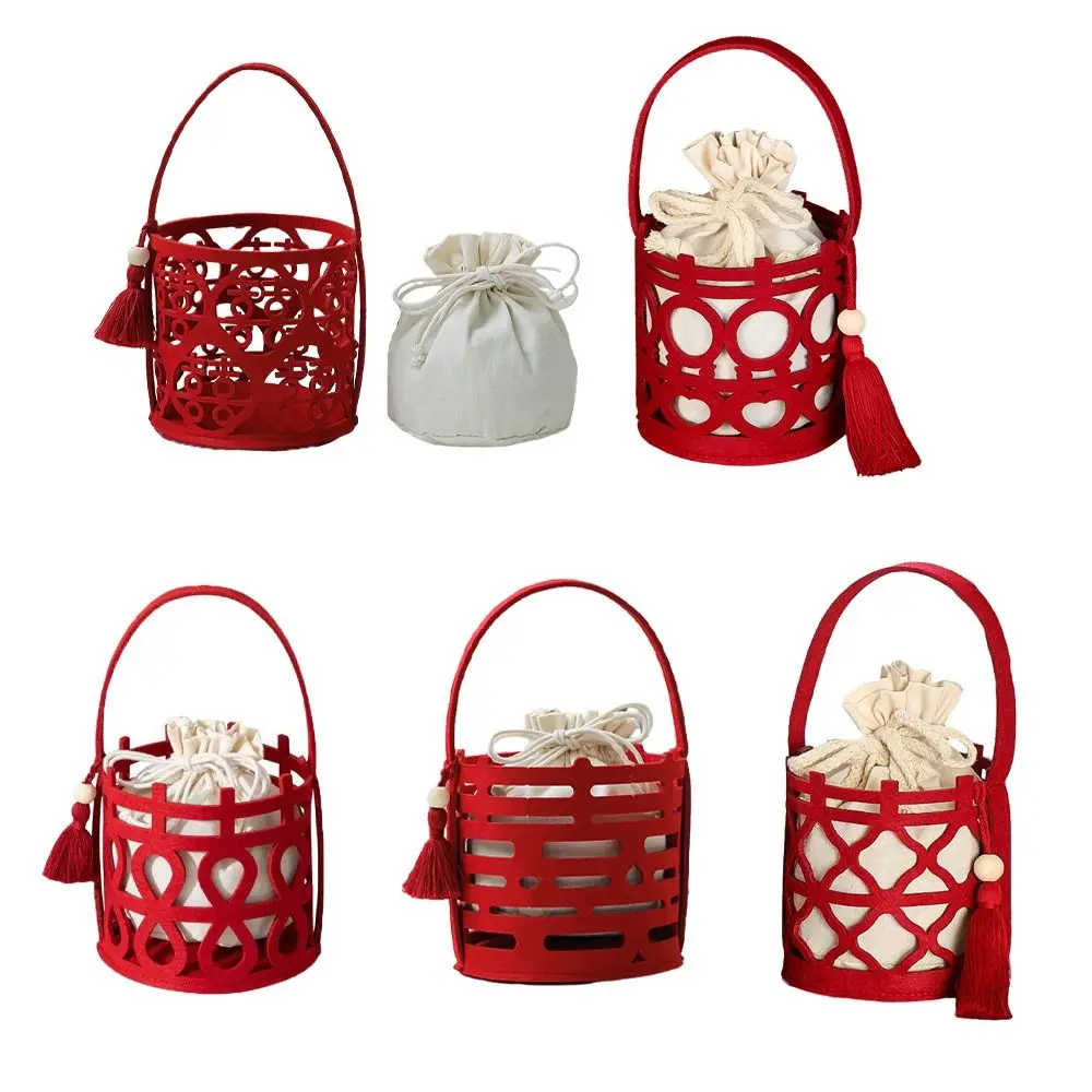 Hollow Heart Red Flower Bucket Handbag Wrist Bag Felt Wedding Ceremony Gifts Tote Bag Korean Style Tassel Pendant