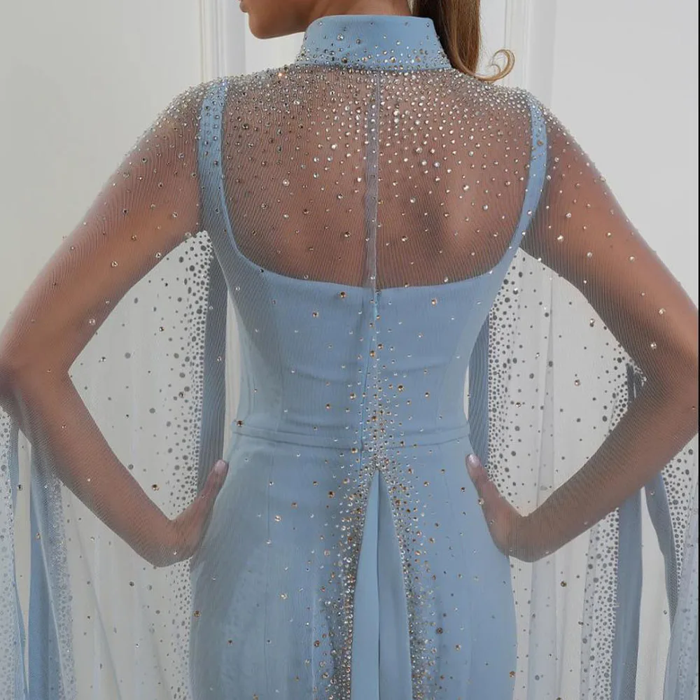 Vestido de noite sereia azul personalizado com capa, pescoço quadrado, vestidos de convidados de casamento de cetim com xale de strass