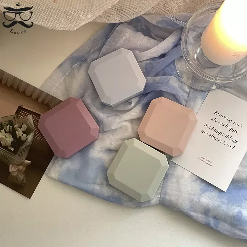 Candy Color Contact Lenses Box Solid Color Portable  Contact Lens Case with Tweezer Suction Stick Set for Travel Kit Holder