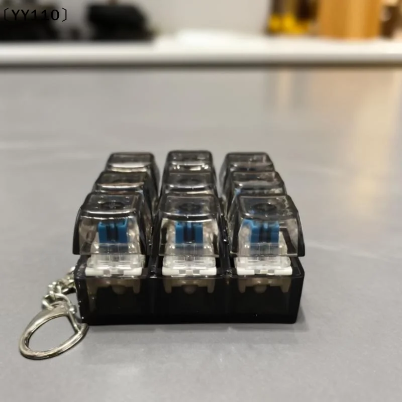 Nine Key Mechanical Keyboard Keycap Fidget Toys Keychain Stress Relief Fingertip Gadget Decompression Fidget Toy〔YY110〕