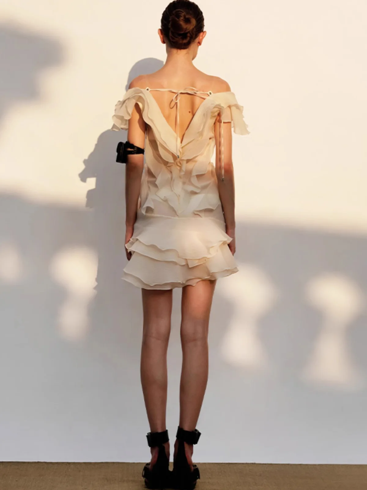 Slim Fit oulder Bared ort Sve V-Ne Floral Em Camadas Pétala Dr Cintura Alta Fibra de Poliéster Temporada de Verão Casual Dr