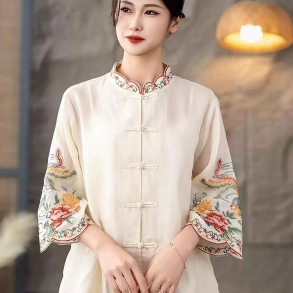 camisa-feminina-de-verao-com-bordado-pesado-estilo-chines-cardiga-aberto-bordado-com-gola-alta-franzida-blusa-Etnica-retro-de-algodao-e-linho