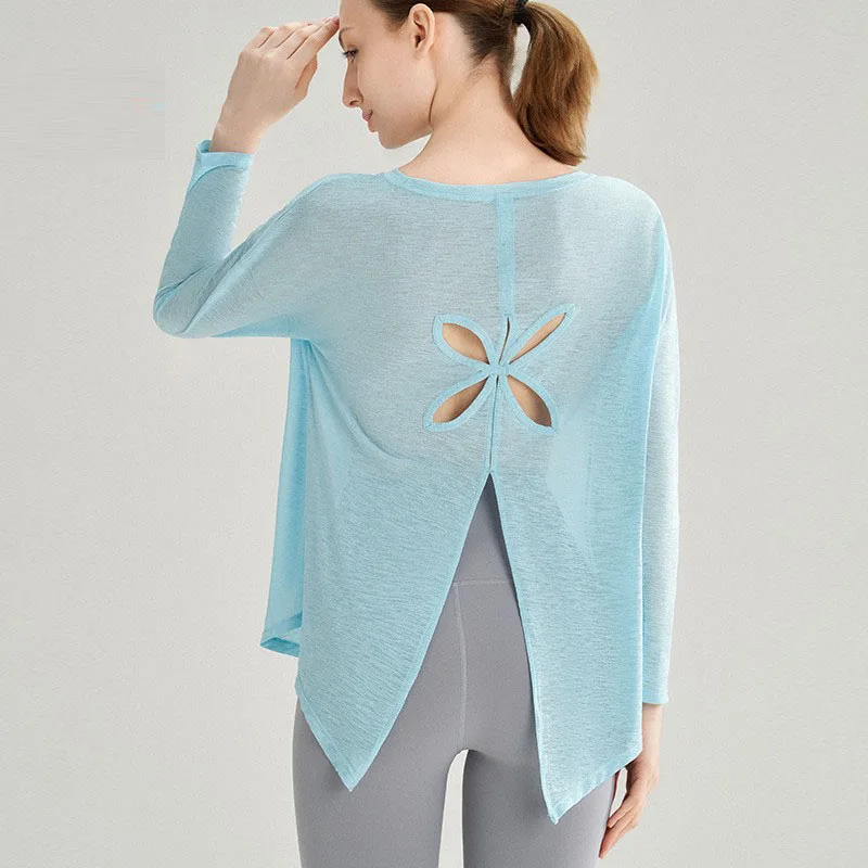 2025 nueva sudadera con capucha de Yoga para mujer, camiseta ligera fina y transpirable para Fitness, Top de Pilates, camiseta deportiva de manga larga con parte de atrás bonita para mujer