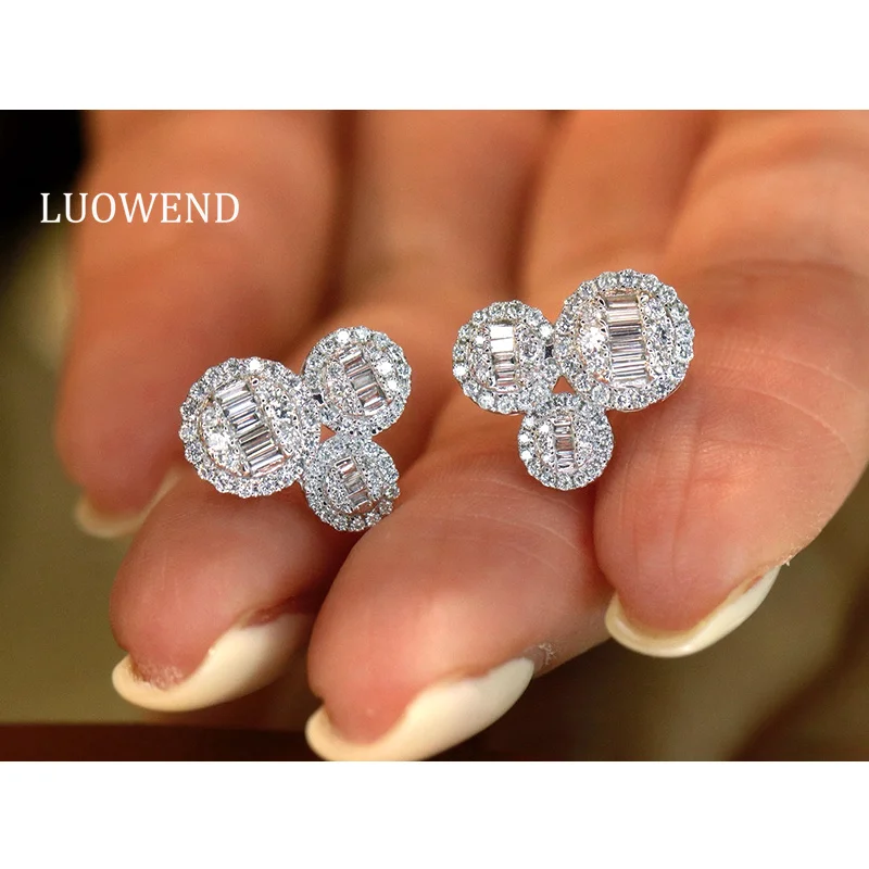 LUOWEND 100% 18K White Gold Earrings Luxury Shiny Design 0.72carat Real Natural Diamond Stud Earrings for Women Party Jewelry