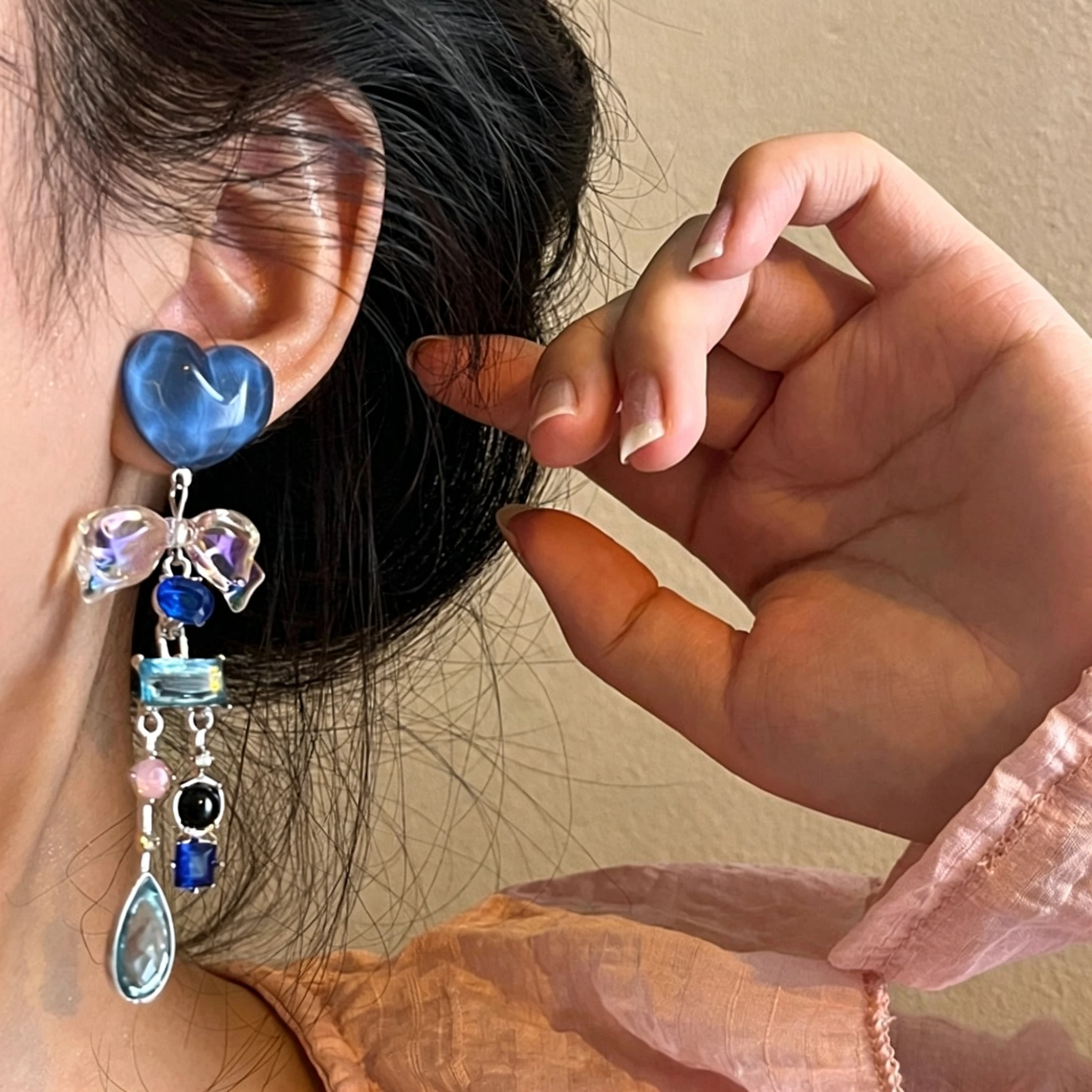 Korean Fashion Blue Crystal Heart Flower Pendant Earrings for Women Sweet Handmade Beaded Bow Tassel Dange Earrings Jewelry Gift