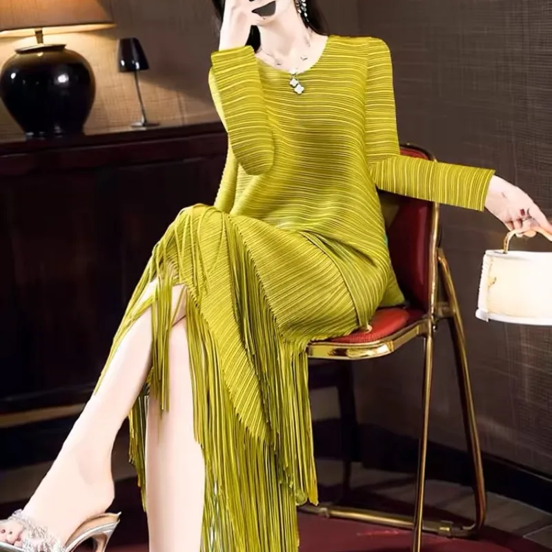 Pakaian Dopamin Musim Gugur 2025 Gaun Rumbai Super Cantik dengan Atasan Kelas Atas Tekstur Bergaris, Set Rok Setengah Musim Panas Wanita Prancis