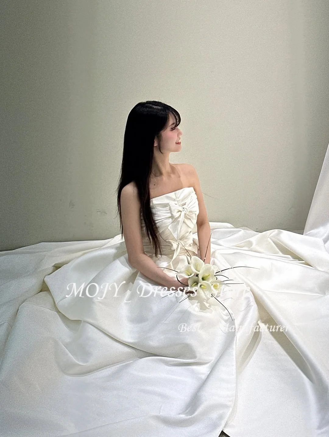 모지 코리아 A라인 민소매 새틴 웨딩드레스 코르셋 심플 아이보리 맞춤 예쁜 신부 드레스 스트랩리스