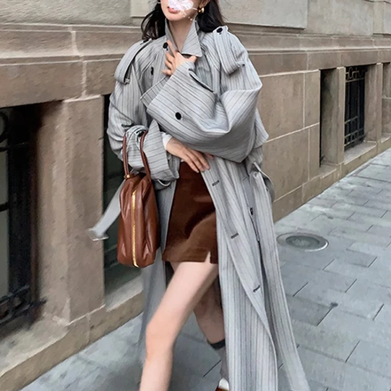 

Fashion Designer Long Trench Coat Women Lapel Double Breasted Belt Gathered Waist Windbreaker 2025 Autumn Winter New