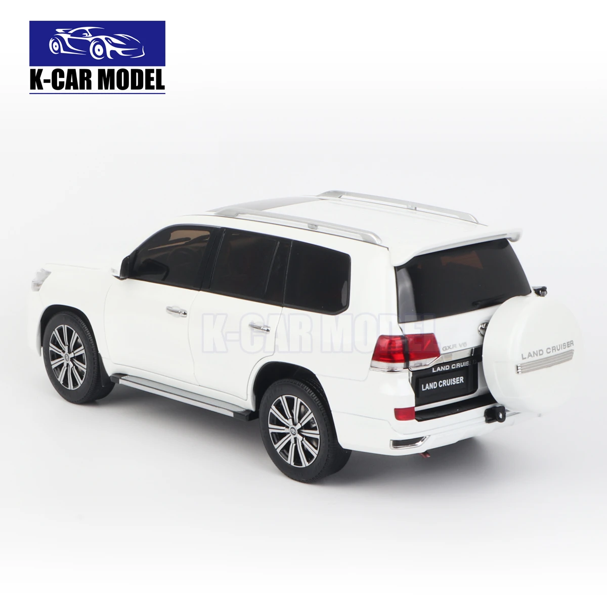 KengFai 1/18 Land Cruiser 200 LC200 Spare Tire Version Diecast Model White Toys Car Boys Girls Gifts