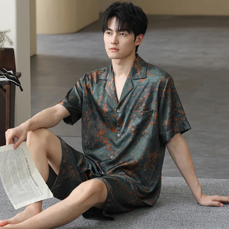 Satin pajama men's 2025 new summer thin Sleepwear plus size L-3XL Cardigan Short-sleeved shorts suit loungewear pyjama homme été