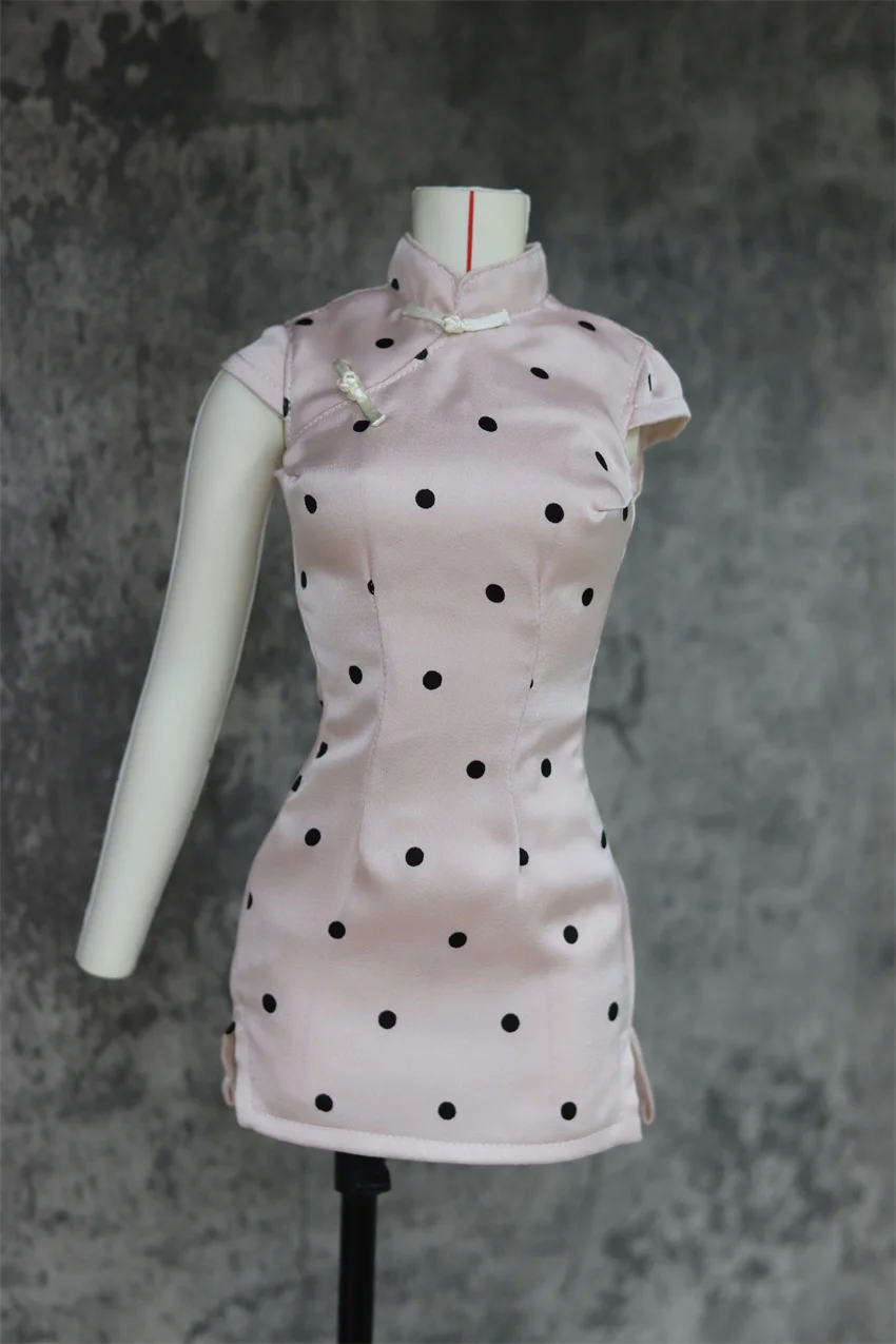 BJD Puppenkleidung 1/3 SD16 Cheongsam Polka Point Slim-Fit kurzes Cheongsam BJD Puppenzubehör