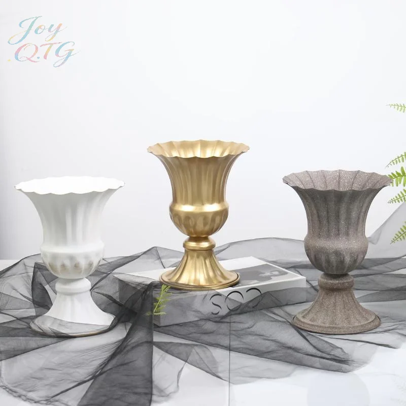 Hot Sale 1pc European Vintage Pot Table Decoration Florist Flower Arrangement Iron Wedding Banquet Table Flower Vase Decor