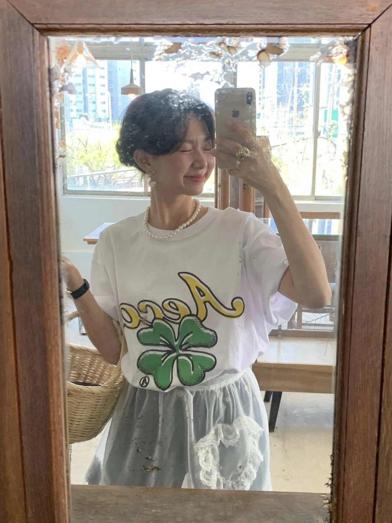 กระโปรงทรงเอไลน์แต่งลูกไม้ลายหัวใจ ผ้าโปร่งแสงบางเบา เหมาะสำหรับผู้หญิงใส่เดินทางไปทำงานในฤดูใบไม้ผลิ