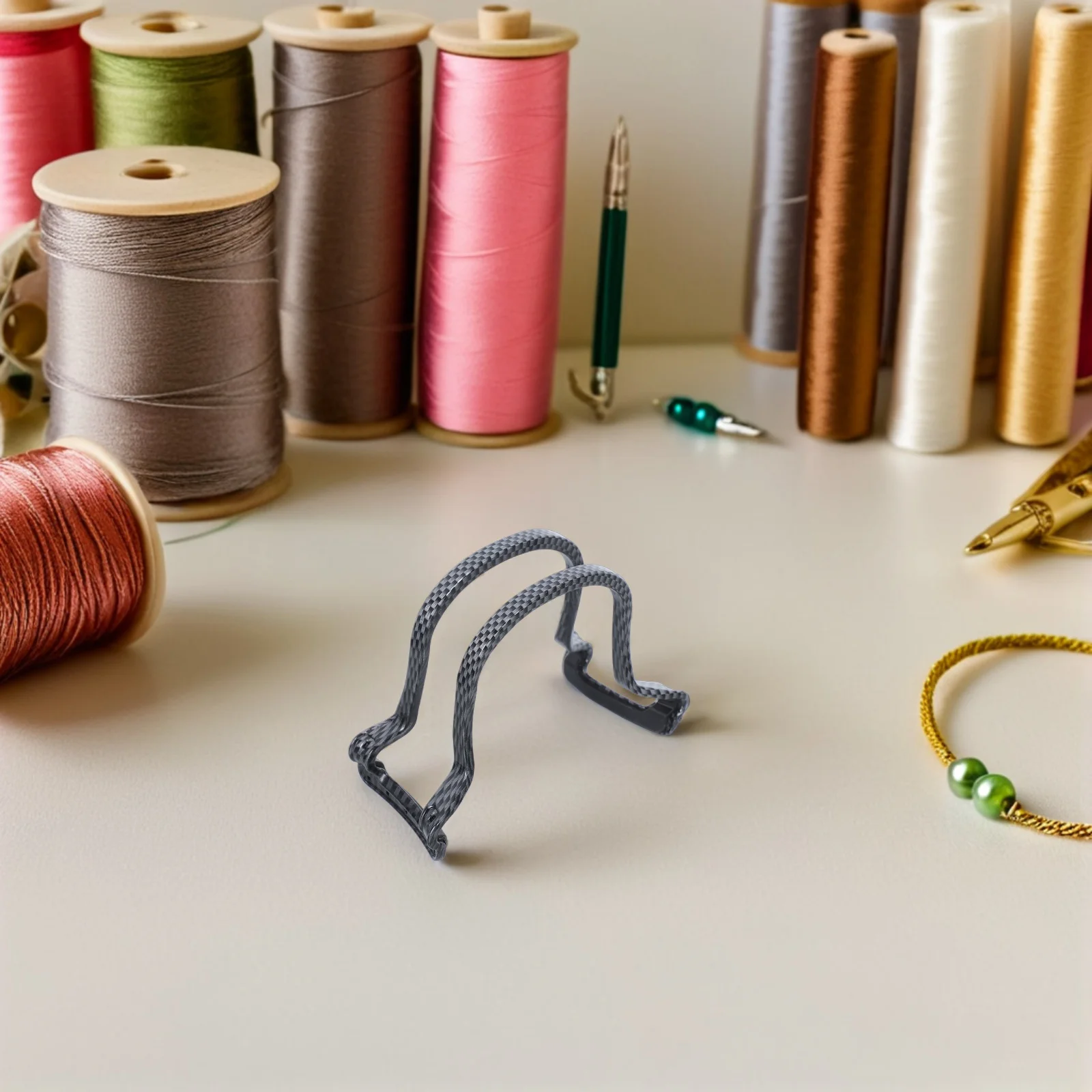 مكواة فرد قوس الكمان من الراتنج خفيفة الوزن بأوضاع دقيقة وأوتار القوس تعزز التعبير الموسيقي لجميع الكمان