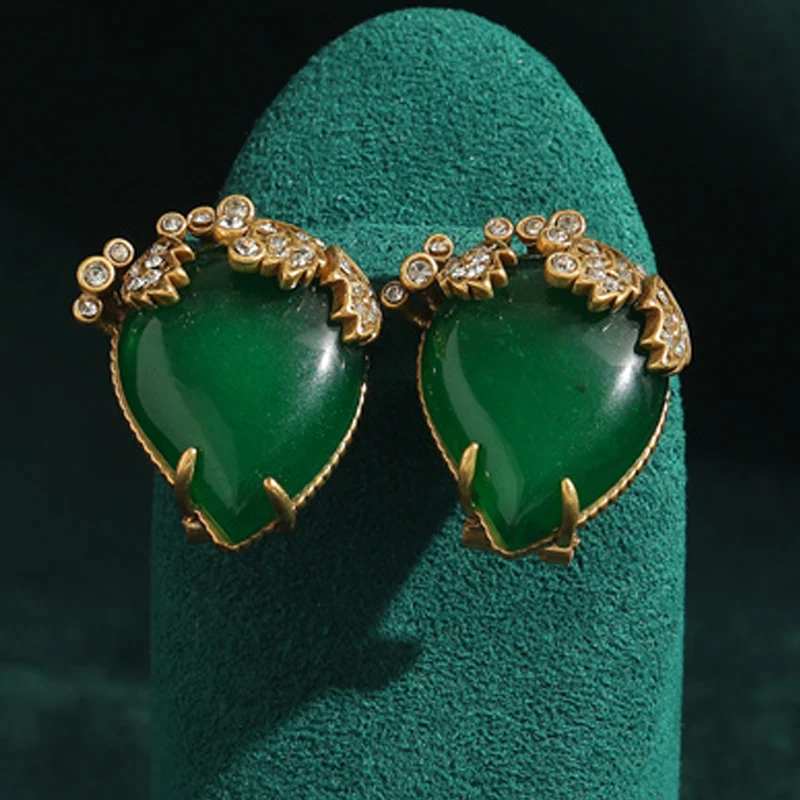 

Vintage Emerald Green Natural Stone Peach Heart Love Water Drop Stud Earrings for Woman Gold Color Leaf Antique Jewelry Mum Gift