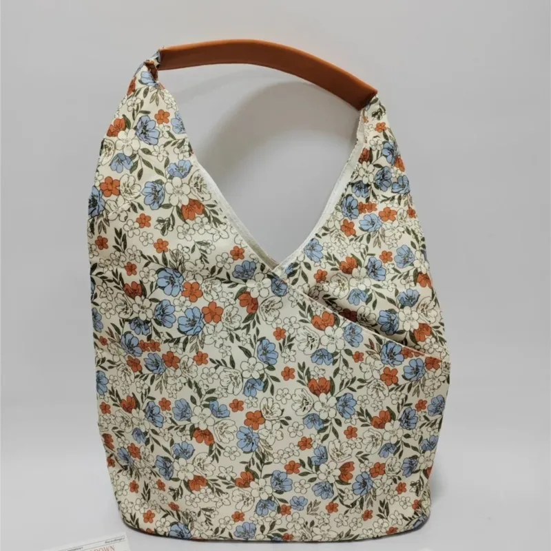 

Japanese Sweet Cute Floral Tote Bag Women Retro Large Capacity Shoulder Bag Ladies Harajuku Everyday Versatile Underarm Bag Chic