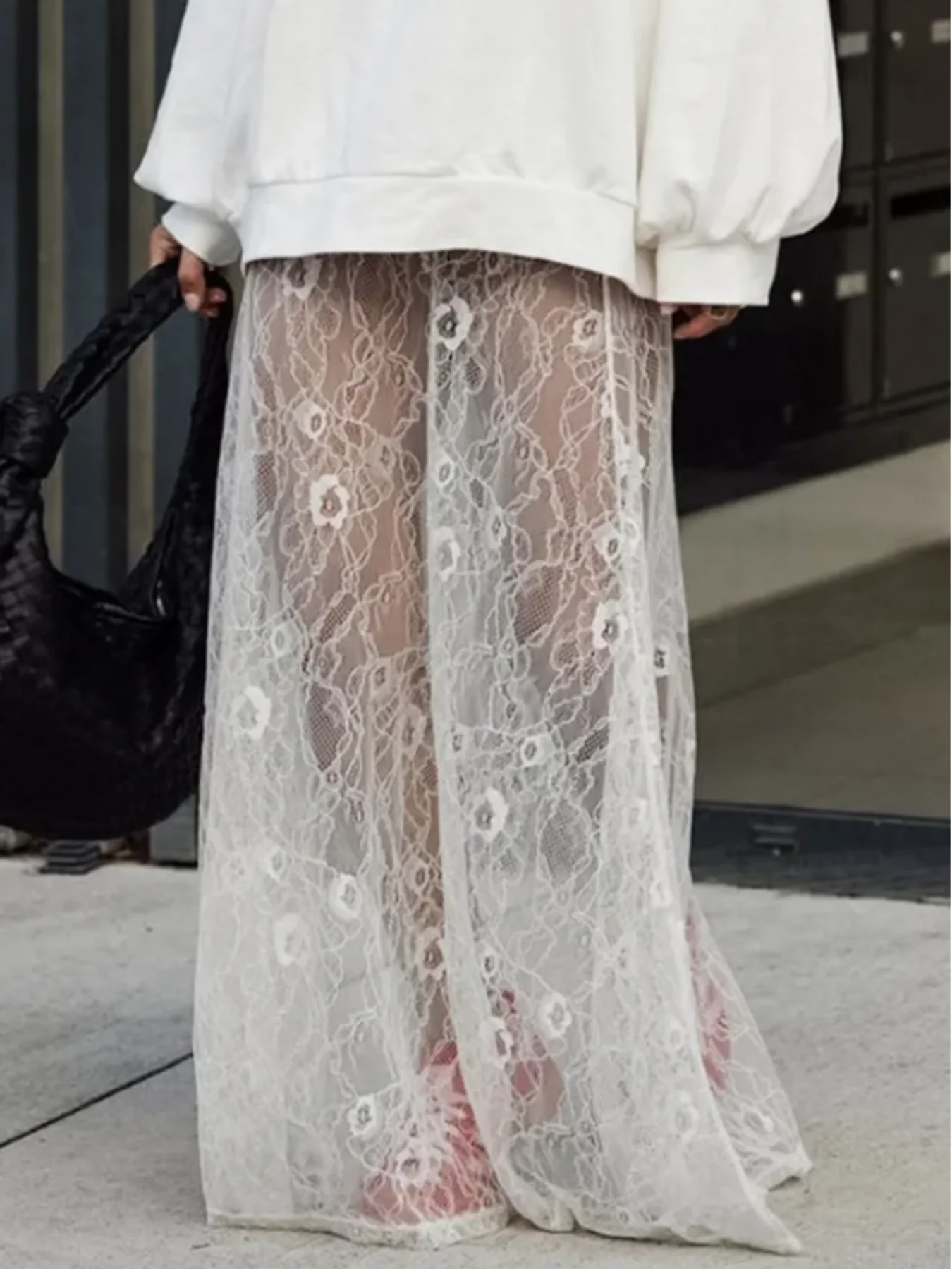 

Элегантное кружевное длинное платье для женщин