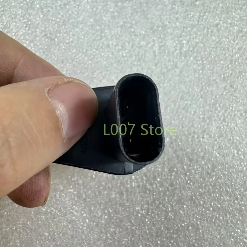 High Quality New Exhaust Camshaft Position Sensor For Chevrolet Aveo Cruze Sonic Trax Pontiac G3 Car Parts 55565709 25195556