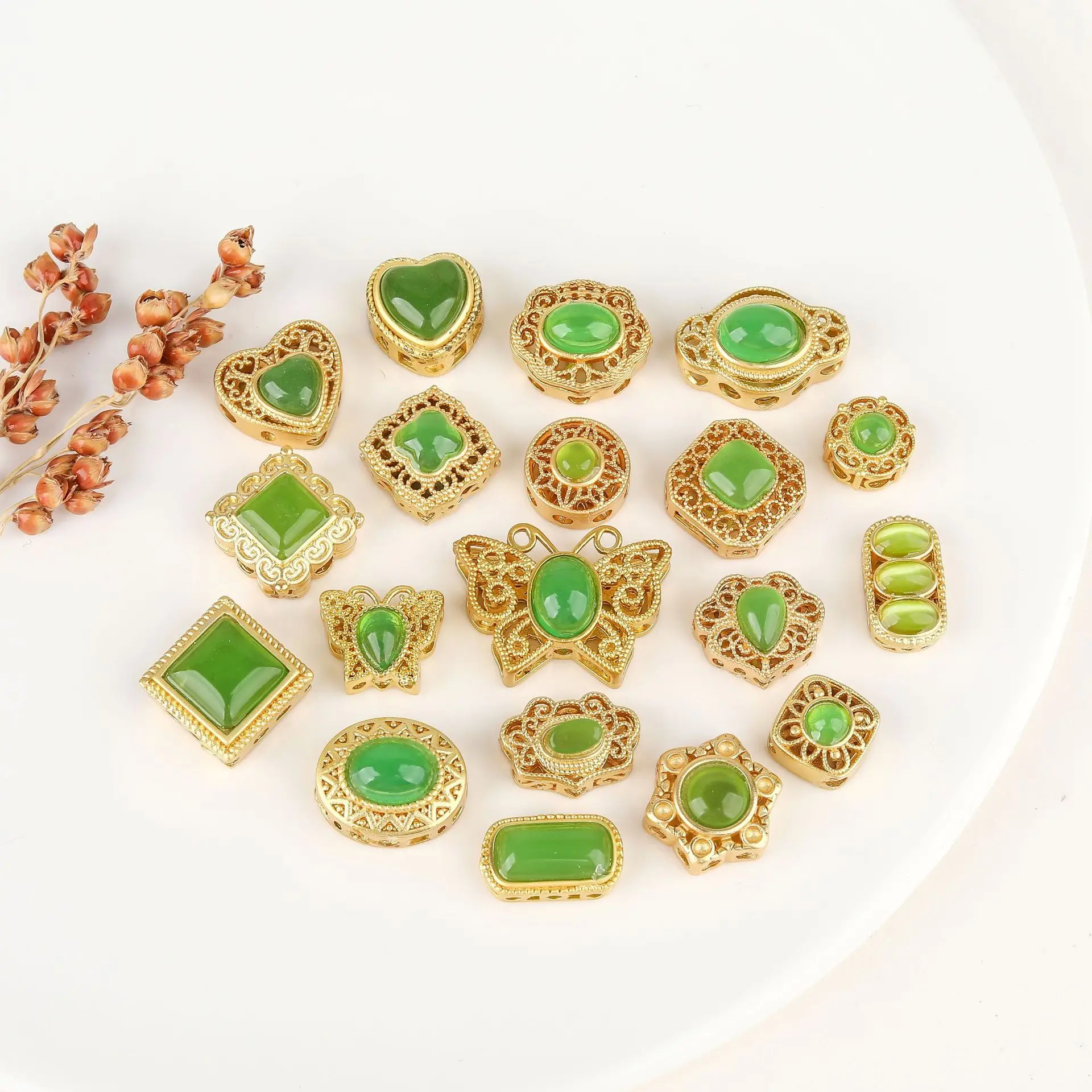 7pcs Copper Gold-plated Hollow Multi-pass Ring Inlaid Green Stone Spacer Bead Diy Bracelet Necklace Jewelry Accessorie Wholesale