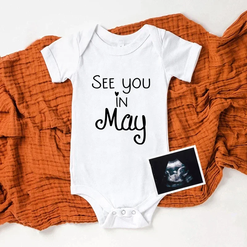 See You in January 2025 Baby Pregnancy Announcement Newborn Baby Bodysuit Clothes Funny Cute Toddler Infant Jumpsuits Outfits