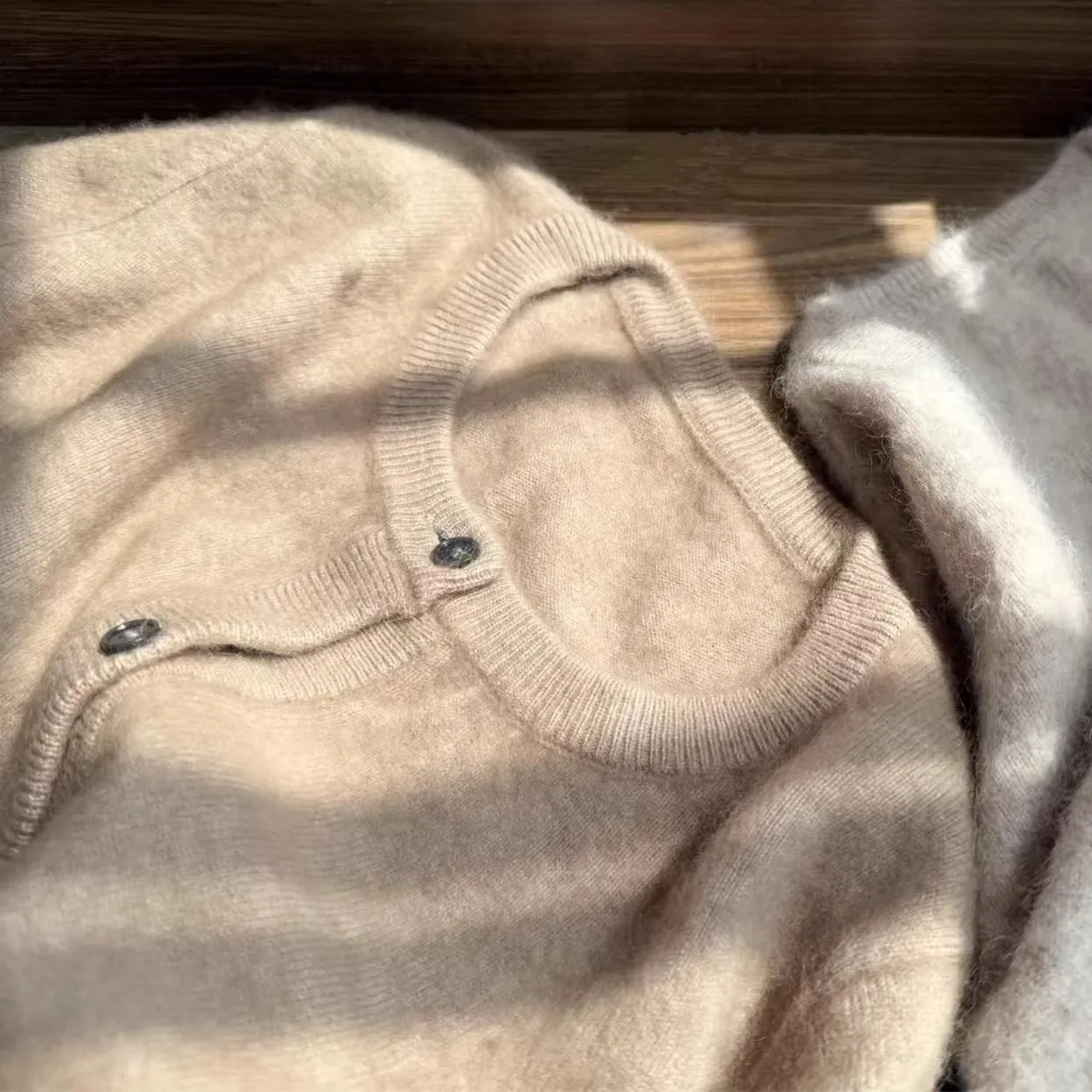 

100% чистый кашемировый свитер-кардиган из норки для женщин, с круглым вырезом, осенне-зимний, мягкий, свободный, шерстяной, вязаный, в иностранном стиле, топ.